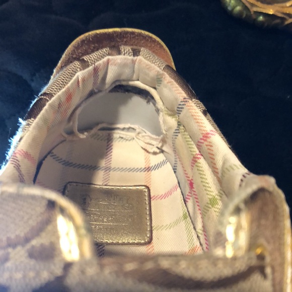 Coach Britt classic brown and tan with gold detail Velcro sneakers size 8 1/2 - Picture 13 of 14